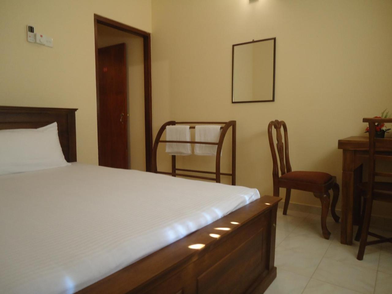 New Sanmi Resort Malabe Esterno foto