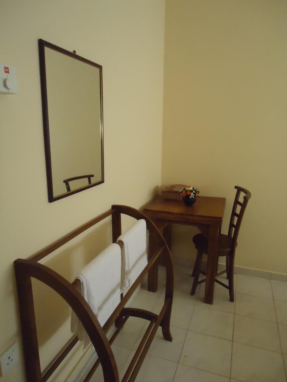 New Sanmi Resort Malabe Esterno foto